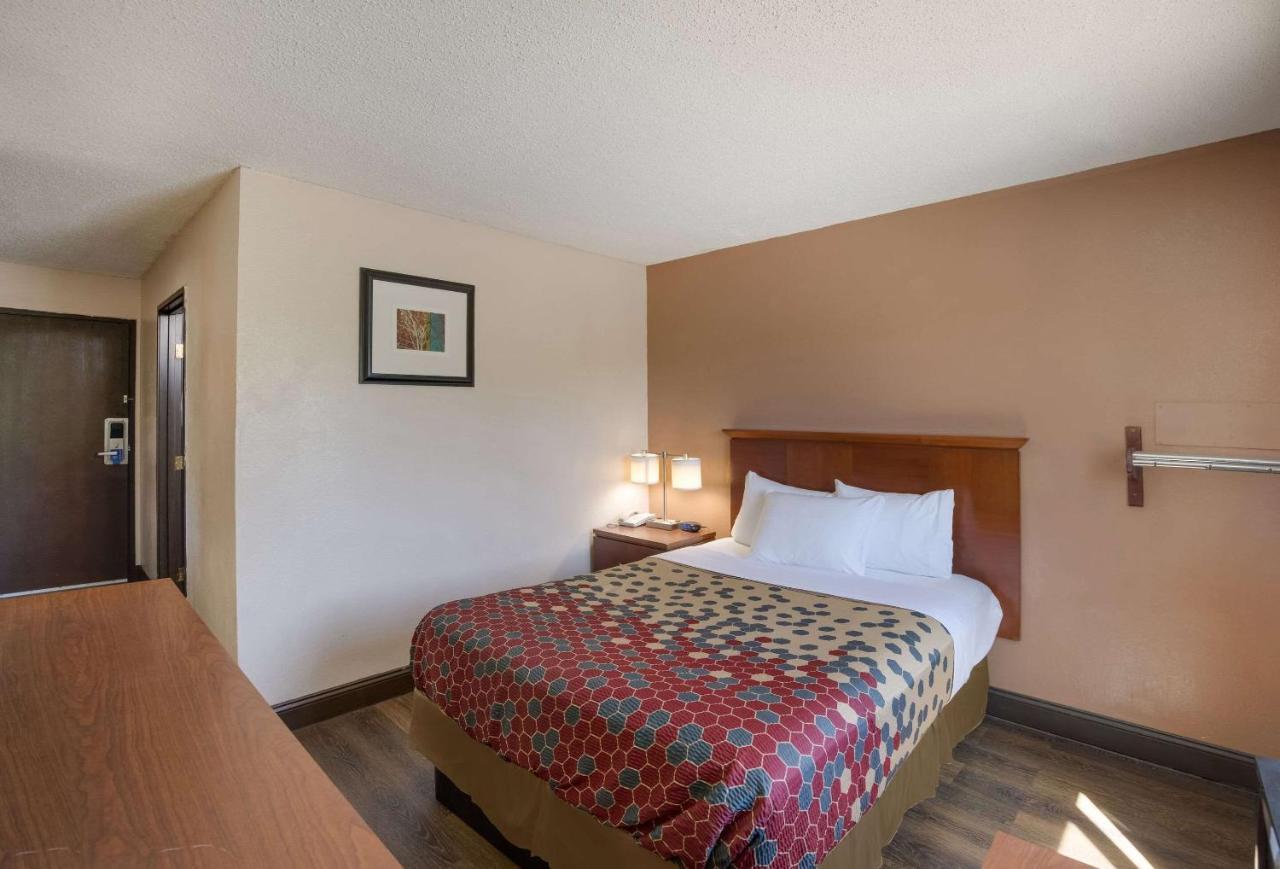 Rodeway Inn Colorado Springs Extérieur photo
