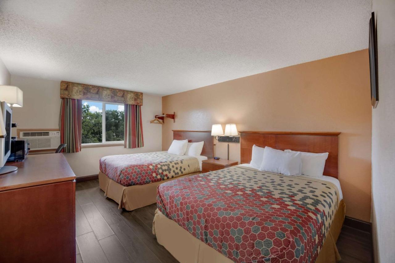 Rodeway Inn Colorado Springs Extérieur photo